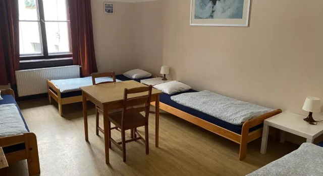Standard Vierer Zimmer Hostel EMMA