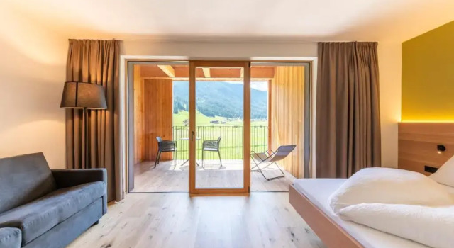 Полулюкс Hotel Tyrol