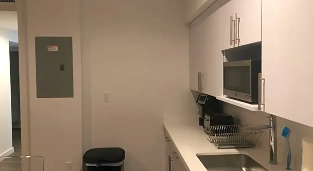 Четырёхместные апартаменты с 2 комнатами SoBe 12th and Ocean Suites