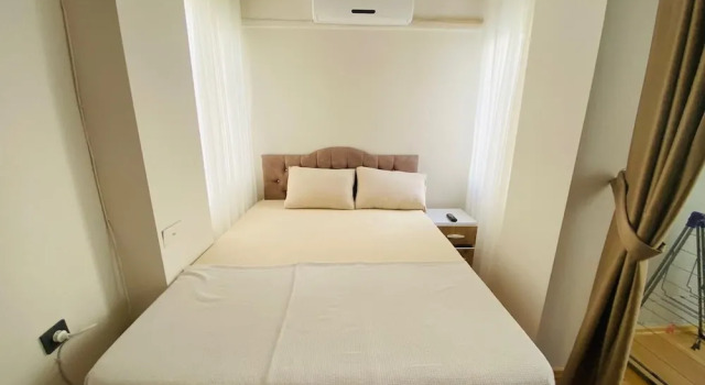 Beautiful 3-bedroom House With Sea View and Garden