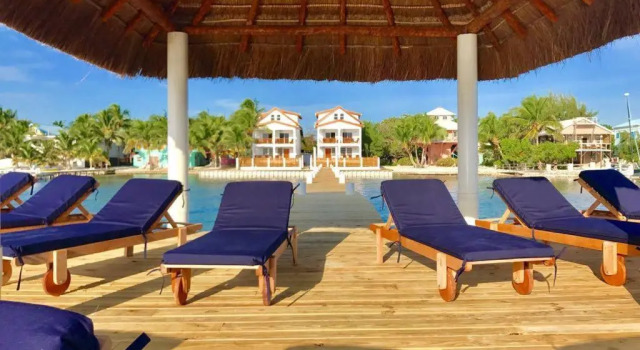 VeLento Oceanfront Penthouse #1, Rezervovat Hotel Hotely a ubytování v Belize Islands, Hotel