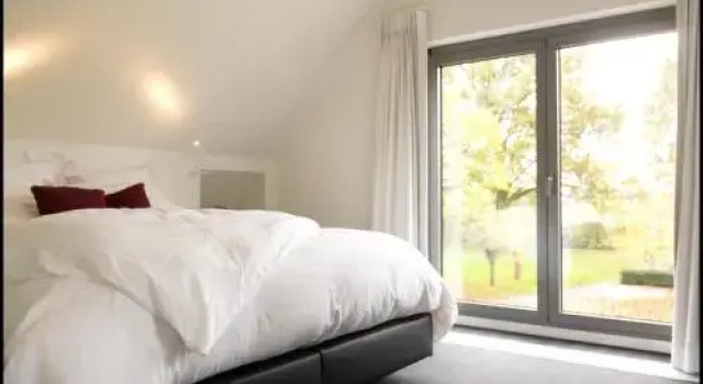B&B Rooseboom22, Rezerwuj Bed and Breakfast Hotele w Bruksela z parkingiem, Parking