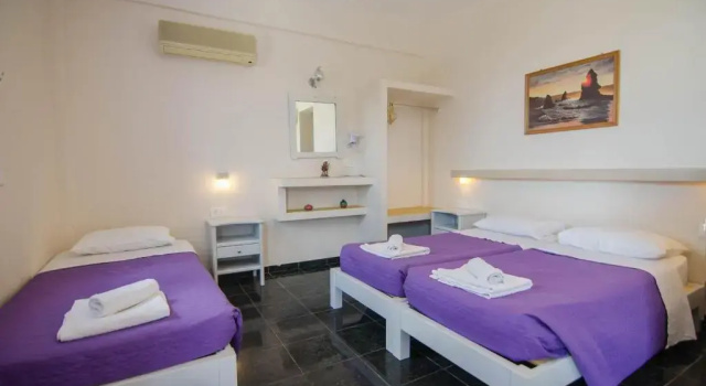 Трёхместный номер Standard Skala Sunset Hotel and spa