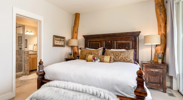 Saddle Ridge V2 3 Bedroom Condo by Moonlight Basin Lodging, Buchen Sie Ferienwohnung Big Sky Montana