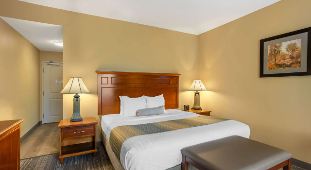 Двухместный номер Standard Best Western PLUS University Park Inn & Suites