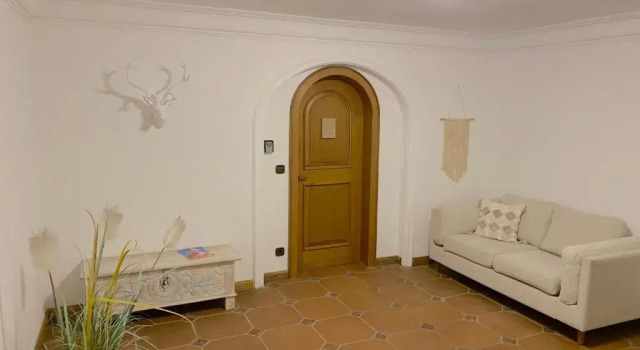 Апартаменты Großzügige Ferienwohnung am Tegernsee mit Südbalkon und Wallbergblick