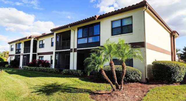 Golf Course View 2 Bedroom 2 Bath Condo!, 예약 호텔 올랜도 키시미