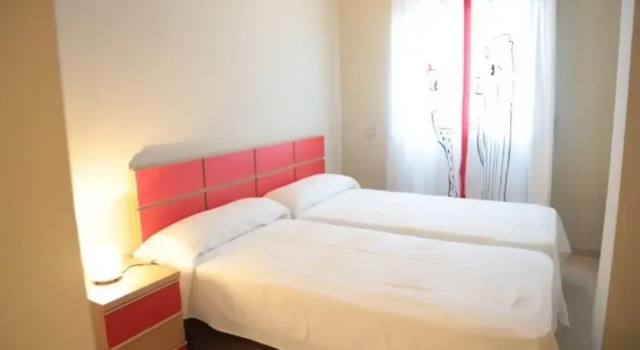 Apartamento Moderno Para 6 Personas en Cambrils, Забронировать Апартаменты/квартира Отели El Baix Camp с бассейном, Бассейн