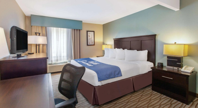 Days Inn by Wyndham Petoskey, Prenota Hotel Petoskey Michigan