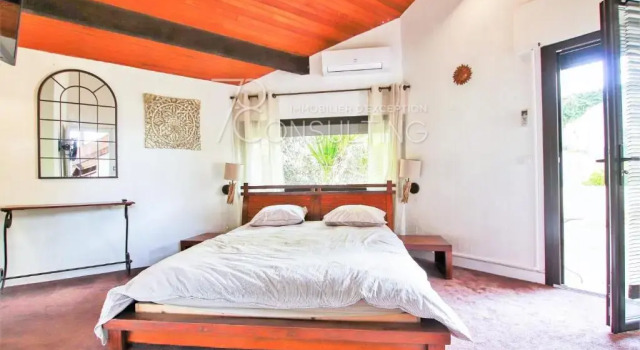 Коттедж Villa Occitania