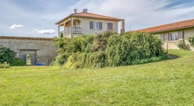 Family villa at 1H15 from Lyon, Забронировать Вилла Виллы Овернь-Рона-Альпы, Вилла