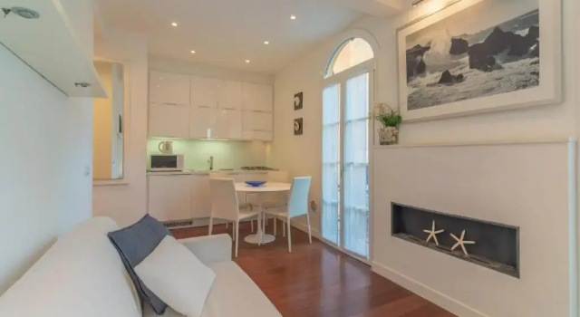 Lux by PortofinoHomes