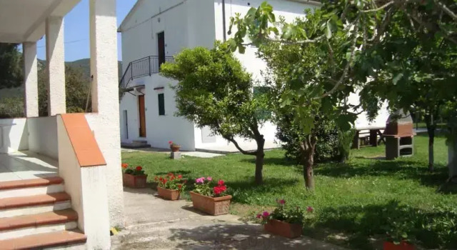 Famiglia Ricci, Rezervovat Hotel Hotely v Elba s parkováním, Parkování
