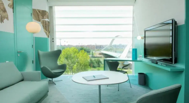 Полулюкс Hotel Hiberus