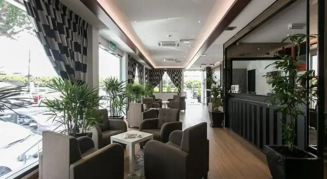 OYO 292 Stella Hotel, Varaa Hotelli Hotellit Johor pysäköinnillä, Pysäköinti
