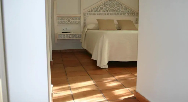 Hostal Santa María de Úbeda, Забронировать Хостел Убеда Хаэн, рядом с Дворец графов Гуадиана