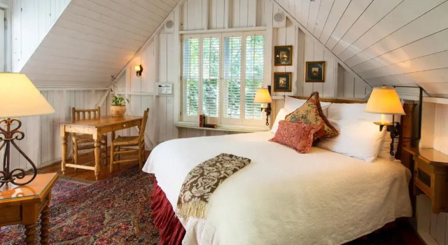 Апартаменты Simpson House Inn