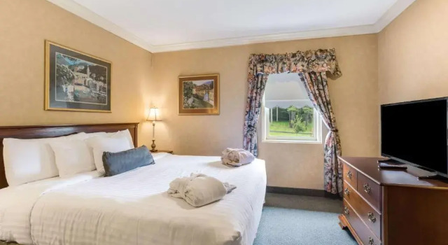Люкс Standard Traditions Hotel & Spa Johnson City - Binghamton, an Ascend Collection Hotel