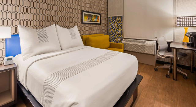 Двухместный номер Standard GLō Best Western Brooklyn NYC