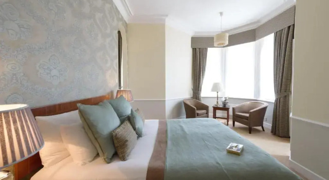 Люкс Best Western Plus The Connaught Hotel and Spa