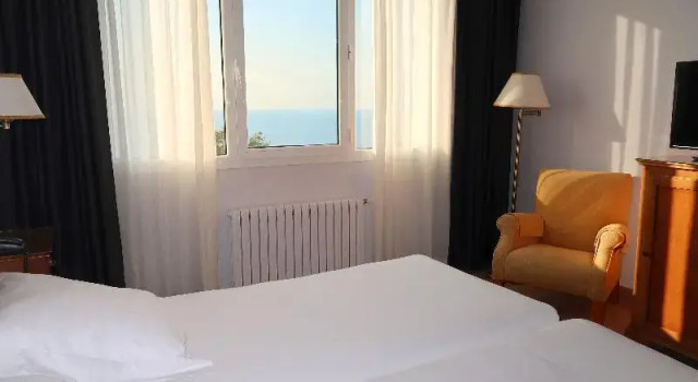 Двухместный номер Standard Hotel Gudamendi