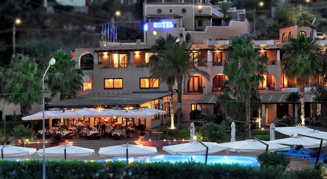 Hotel Aktea, Забронировать Отель Липари Липарские острова