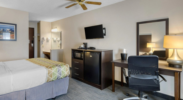 Двухместный номер Standard SureStay Plus by Best Western Montrose