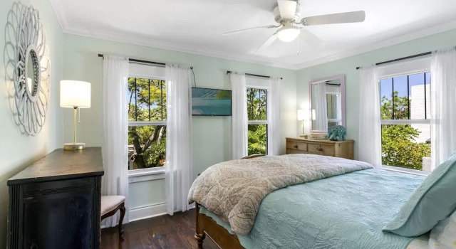 Коттедж Charming Old Northwood Home ~ 3 Mi to Beach!