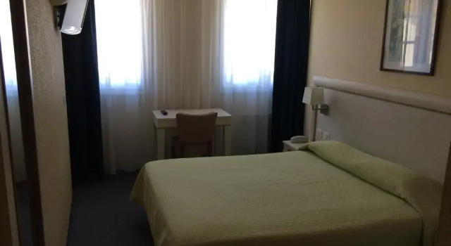Двухместный номер Standard Hotel Elysée