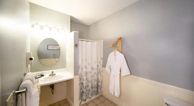 Двухместный номер Interior Inn at St John Portland In-Town