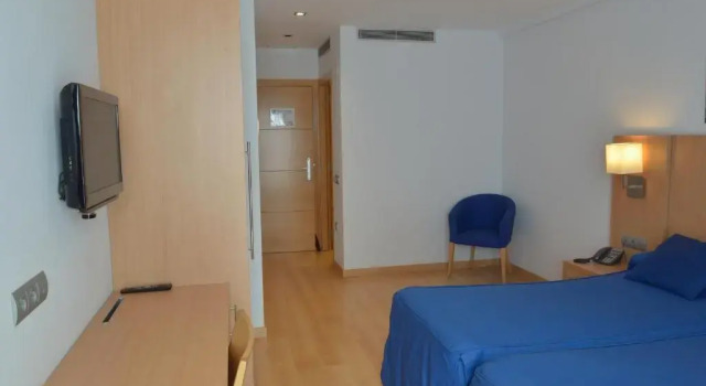 Двухместный номер Standard с балконом Hotel del Port
