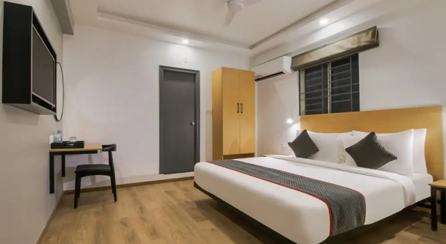 OYO Townhouse 180 Sant Regency, Buchen Sie Hotel Bengaluru Karnataka