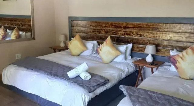 Трёхместный номер Economy с красивым видом из окна Potties Guesthouse