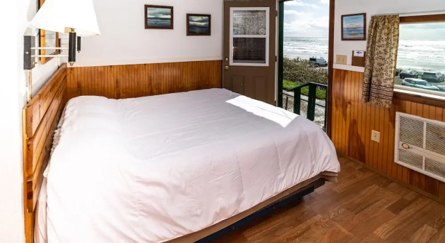 Oceanside Ocean Front Cabins, Đặt Khách sạn Oceanside Oregon Coast