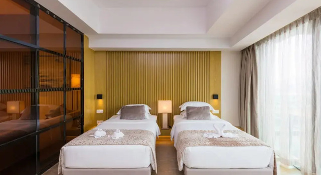 Двухместный номер Superior с видом на море Huafa Exhibition Executive Aparthotel