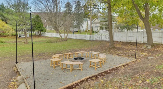 Коттедж Spacious Naples Vacation Rental w/ Private Hot Tub