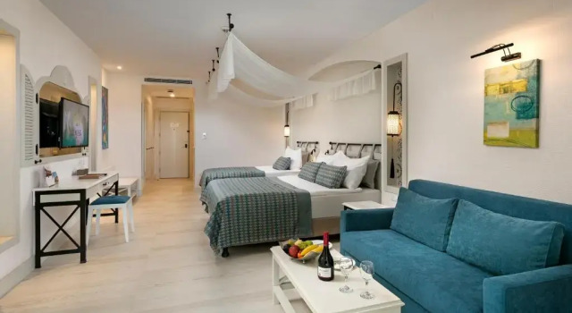 Трёхместный номер Standard Limak Cyprus Deluxe Hotel - All Inclusive
