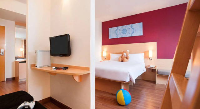 ibis Bangkok Riverside
