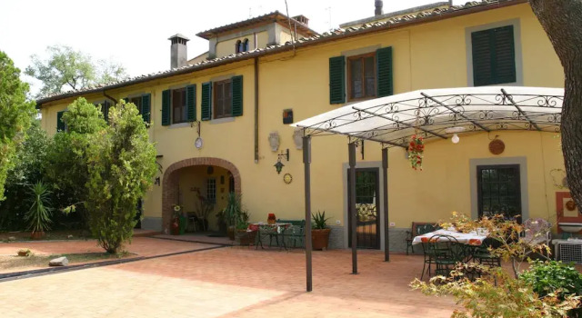 Villa Firenze Casa Serena, Забронировать Вилла Коттеджи Монтеспертоли, Коттедж