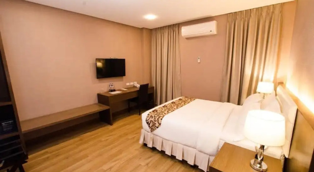 Люкс Grand с балконом Oryza Hotel