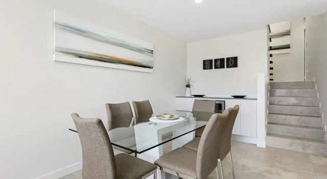 Exquisite Penthouse with views to Laguna Bay - Unit 3 Taralla 18 Edgar Bennett Avenue