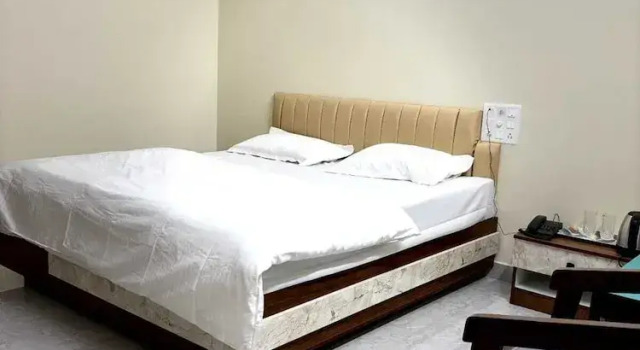 Номер Economy Evara Enclave Residency