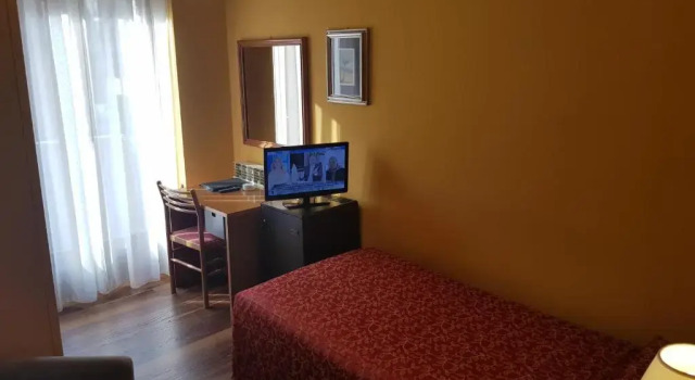 Одноместный номер Standard Hotel Diana