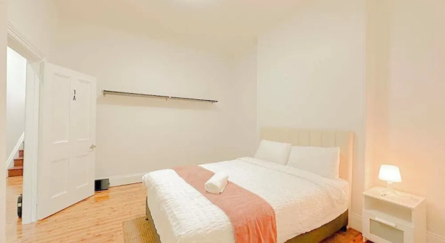 Номер Economy 82 Kent St