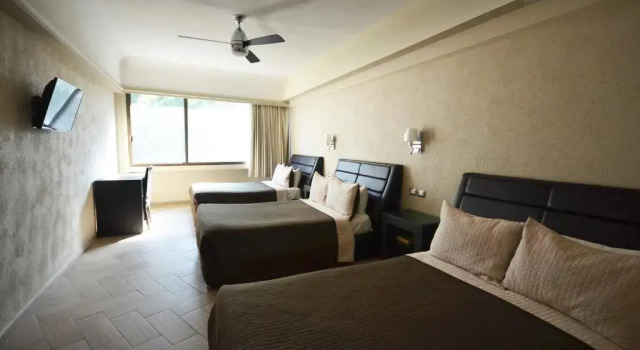 Семейный номер Standard Hotel Diana del Bosque by DOT Urban