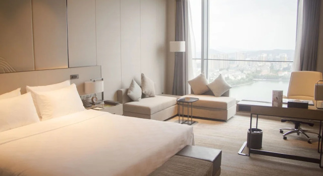 Номер Deluxe Golden Eagle Summit Hotel Nanjing China