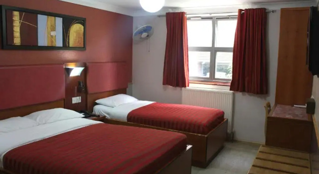 Семейный номер Standard Eurotraveller Hotel- Express