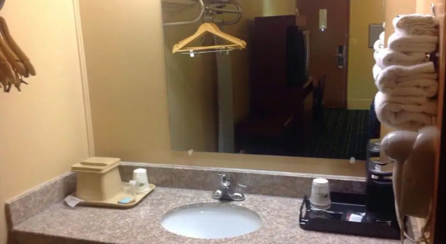 Двухместный номер Standard с балконом Hilltop Inn Pittsburgh