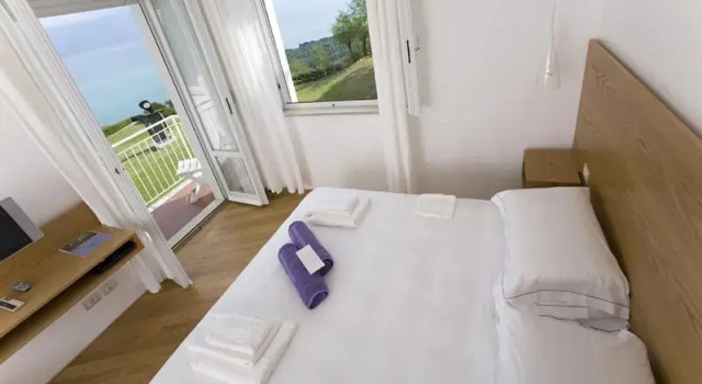 Двухместный номер Standard с красивым видом из окна Hotel Emilia