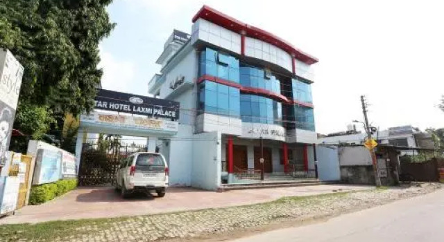 Laxmi Palace By OYO Rooms